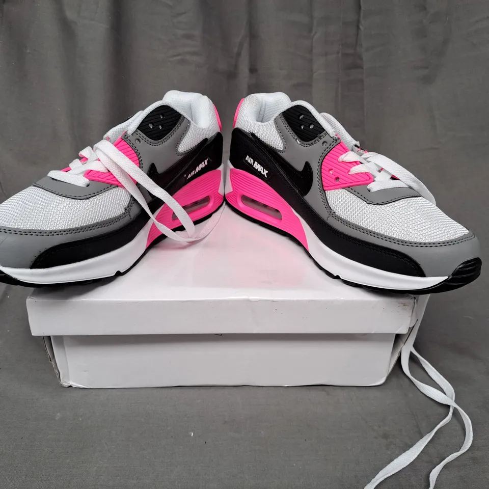 BOXED PAIR OF AIR MAX IN PINK/BLACK/GREY UK SIZE 5