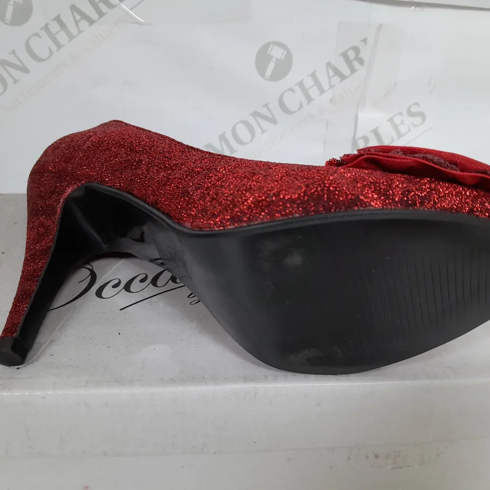 BOXED PAIR OF OCCASSIONS BY CASANDRA OPEN TOE ROSE DETAIL HEELS IN RED - SIZE 5