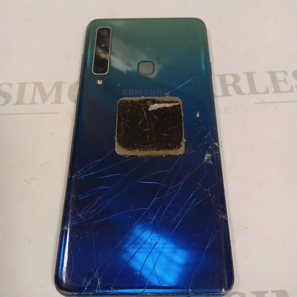 SAMSUNG GALAXY A9 MOBILE PHONE