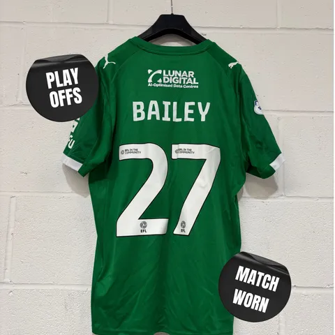STOCKPORT COUNTY F.C PLAY OFFS MATCH WORN THIRD KIT IN GREEN - UK M / ODIN BAILEY #27