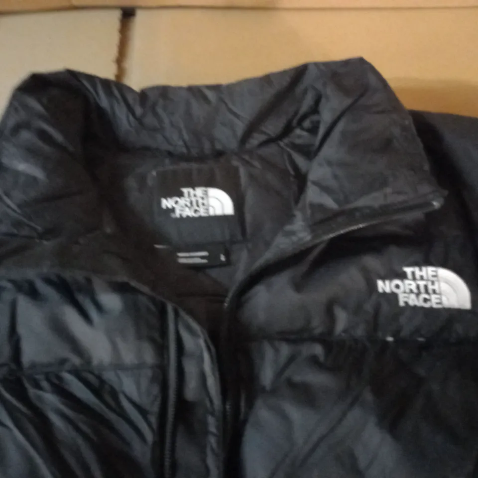 NORTH FACE BLACK PADDED COAT - L
