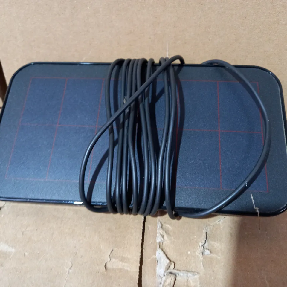 ARLO VMA5600 SOLAR PANEL CHARGER