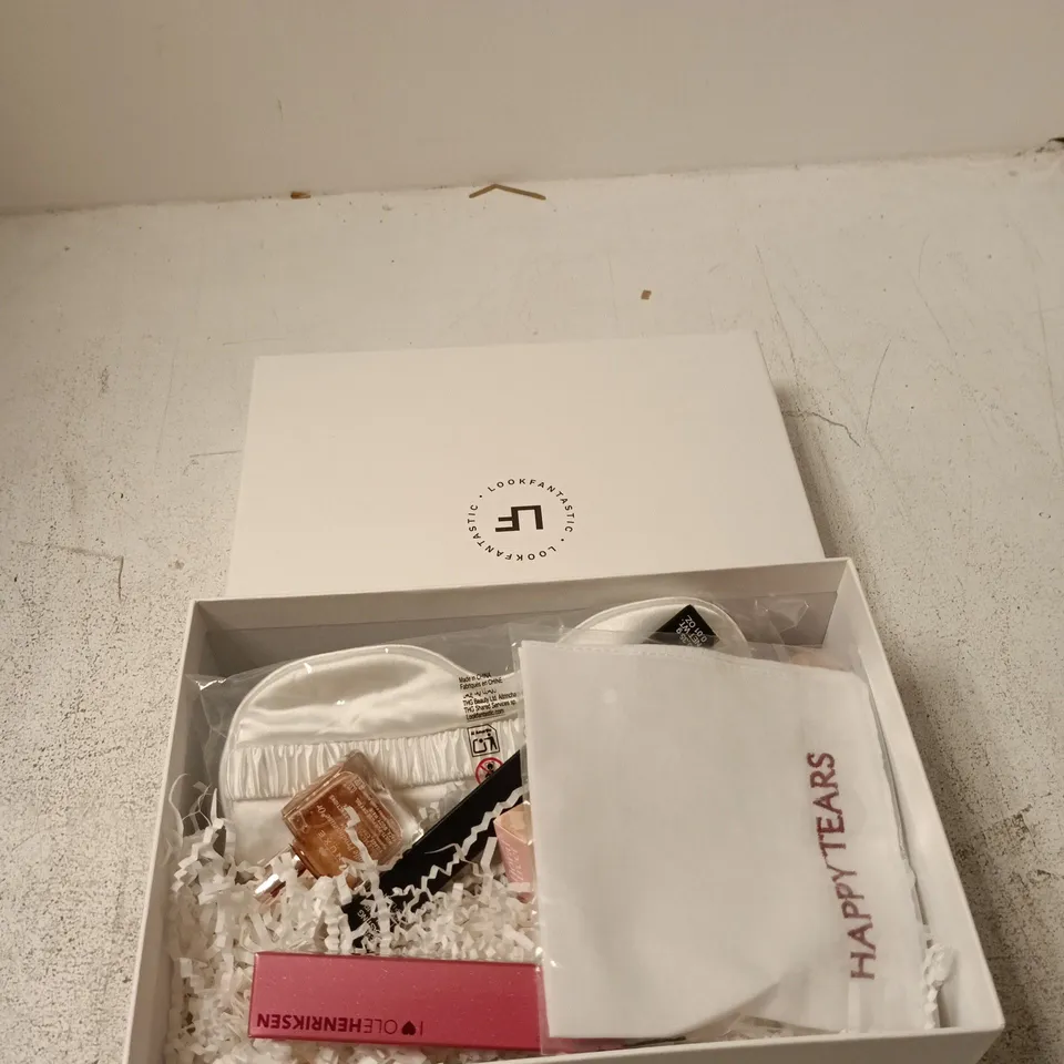 LOOK FANTASTIC HEALTH & BEAUTY ASSORTED COSMETICS & FRAGRANCE SET (BOX WITH PERFUME & HAIR CARE PRODUCTS)