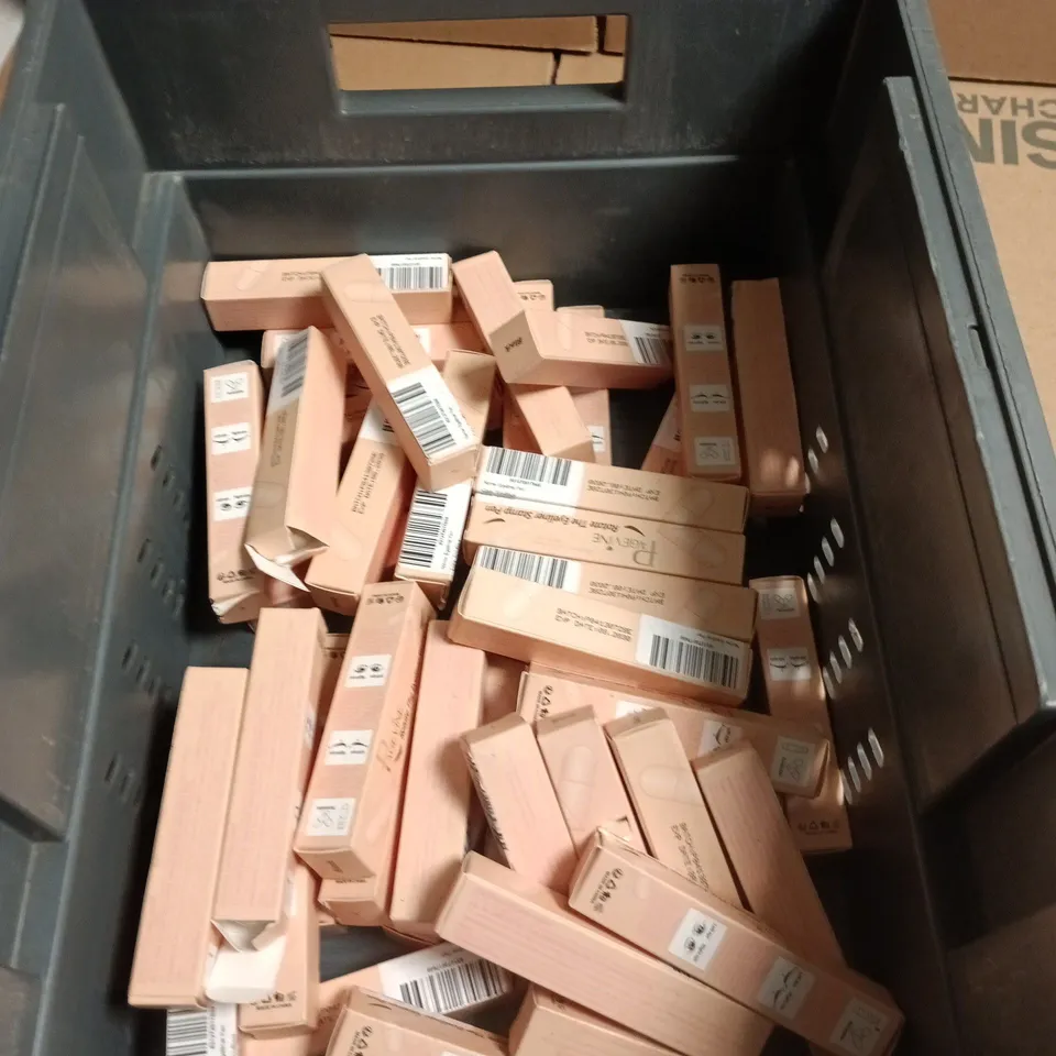 approximately 20 PageVine Rotate The Eyeliner Stamp Pens