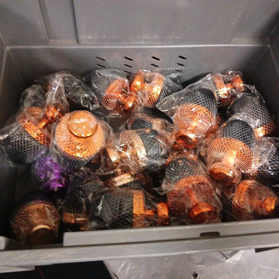 APPROXIMATELY 15 ASSORTED SHAVING BRUSHES