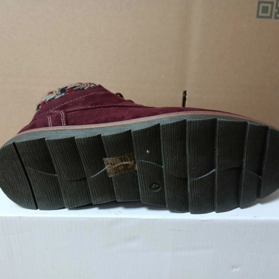 BOXED PAIR OF LOTUS SHOES SYCAMORE BORDO BOOTS – UK 4
