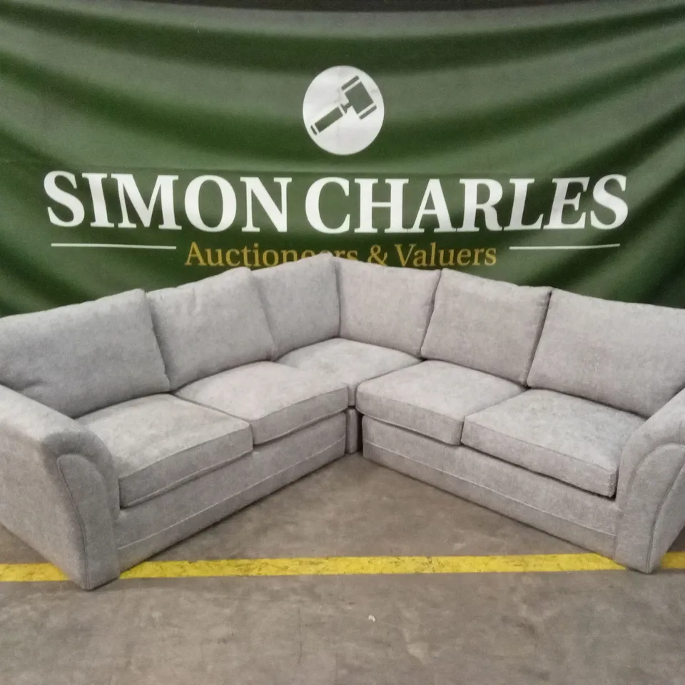 DURY CHUNKY WEAVE STANDARD BACK CORNER GROUP SOFA - GREY RRP £1349