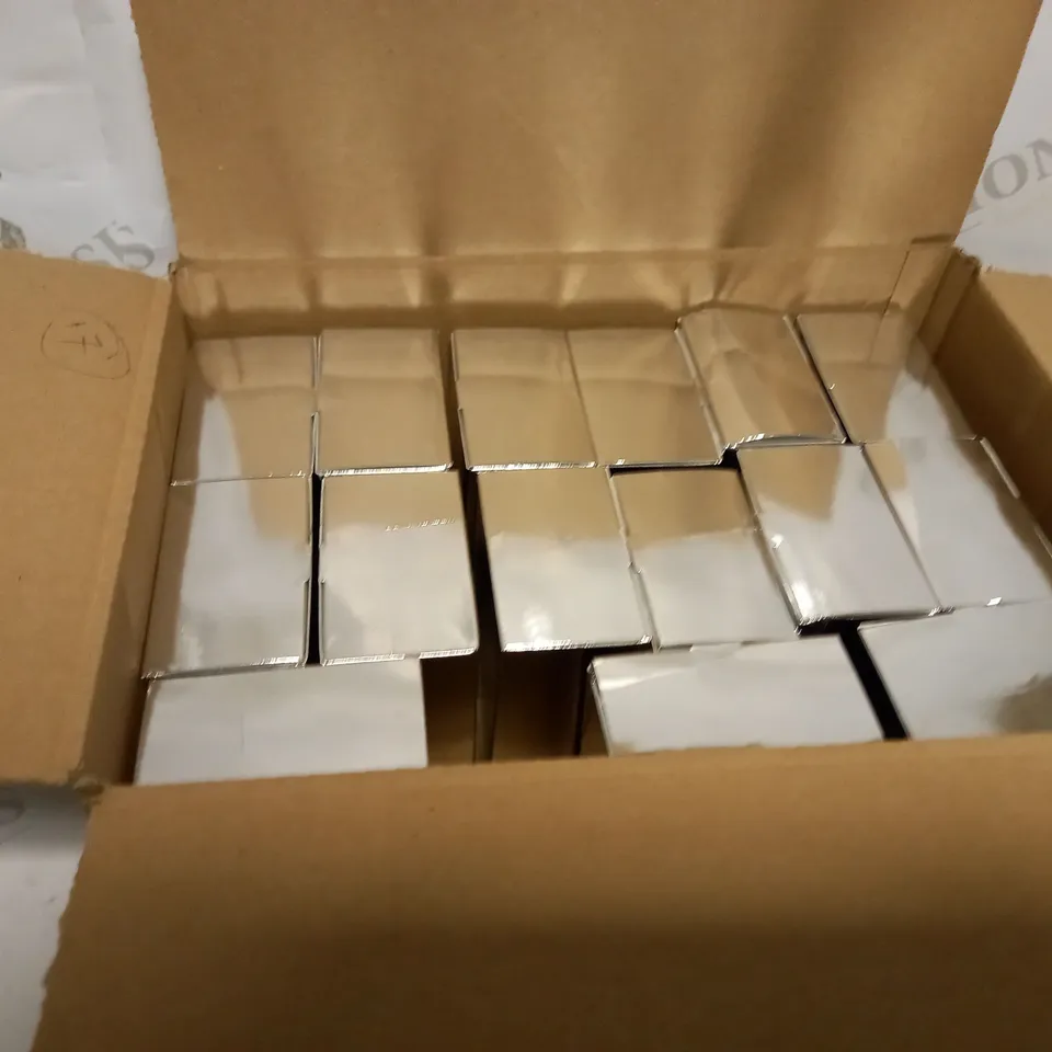 LOT OF APPROXIMATELY 15 CHARLIE SILVER EAU DE TOILETTE NATURAL SPRAY (100ml)