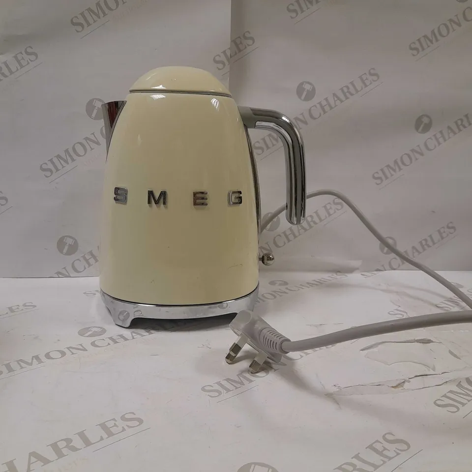 SMEG KETTLE-1.7L