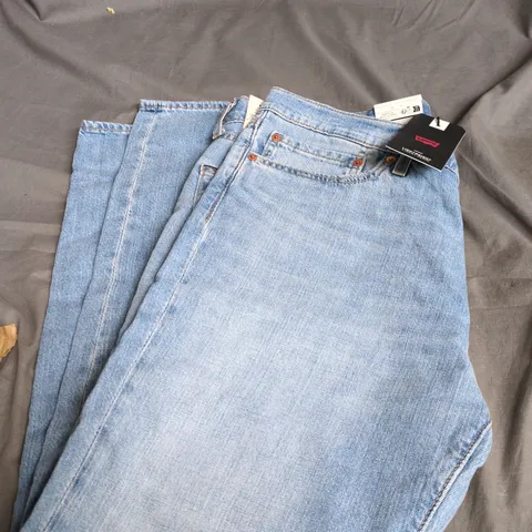 LEVI'S 511 SLIM JEANS – LIGHT INDIGO DENIM, UK 36 (W36 L30)