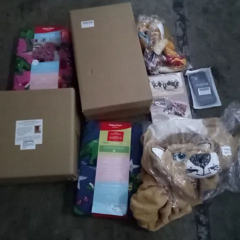 PALLET OF 6 BOXES CONTAINING ASSORTED ITEMS INCLUDING KIDS LION COSTUME, FESTIVE DINO BEDSHEET, 5L BIN, POKÉMON PLUSH, FRIDGE ORGANISER, GOING SEVENTEEN 