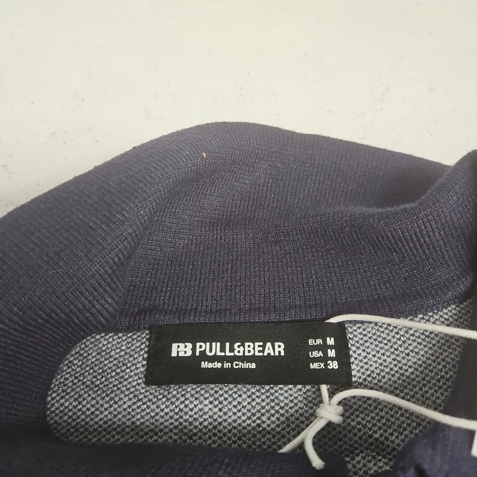 PULL&BEAR MEN'S STRIPED KNIT POLO SWEATER - (EU 38)
