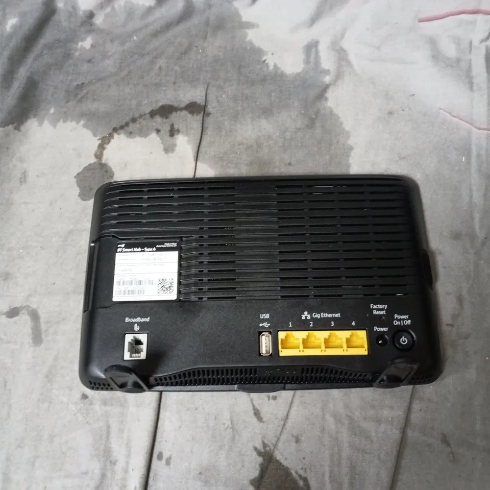 BT SMART HUB TYPE A BROADBAND ROUTER/MODEM – HOME NETWORKING DEVICE NO POWER PACK OR ACCESSORIES
