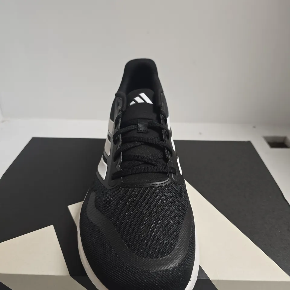 BOXED PAIR OF ADIDAS RUN FALCON 5 WIDE RUNNING SHOES - BLACK/WHITE, UK 11.5