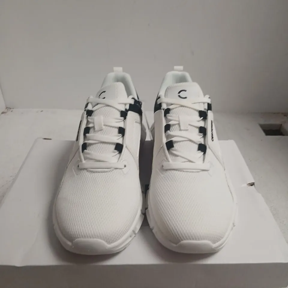 CERTIFIED CT-927 RUNNER SHOES – WHITE/BLACK, UK 7