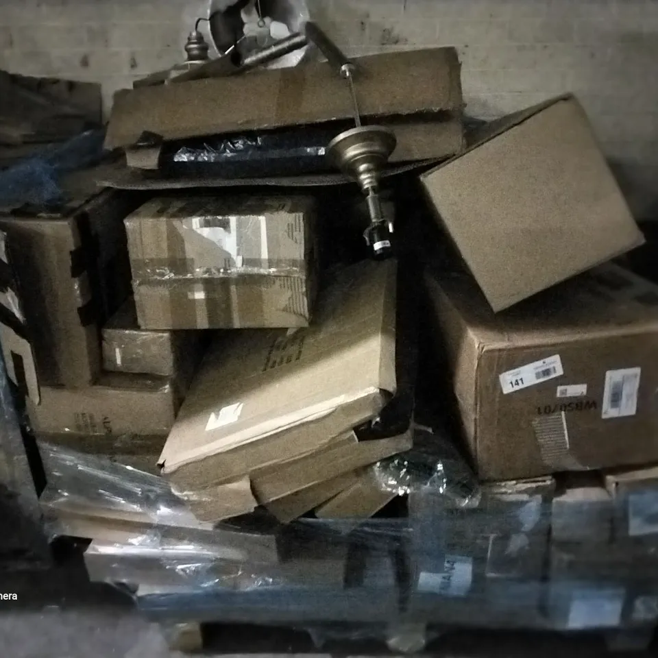 PALLET OF ASSORTED ITEMS TO INCLUDE LAZY CHAIR, GARDEN RAKE, SLIM TOWER BLADELESS FAN, 5 STEP PET STAIRS, ALPHA CAMP MOON CHAIR