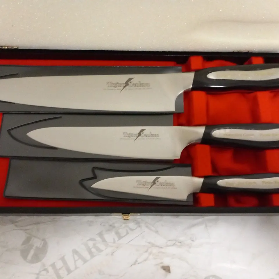 BRAND NEW BOXED TOJIRO SENKOU 3 KNIFE SET
