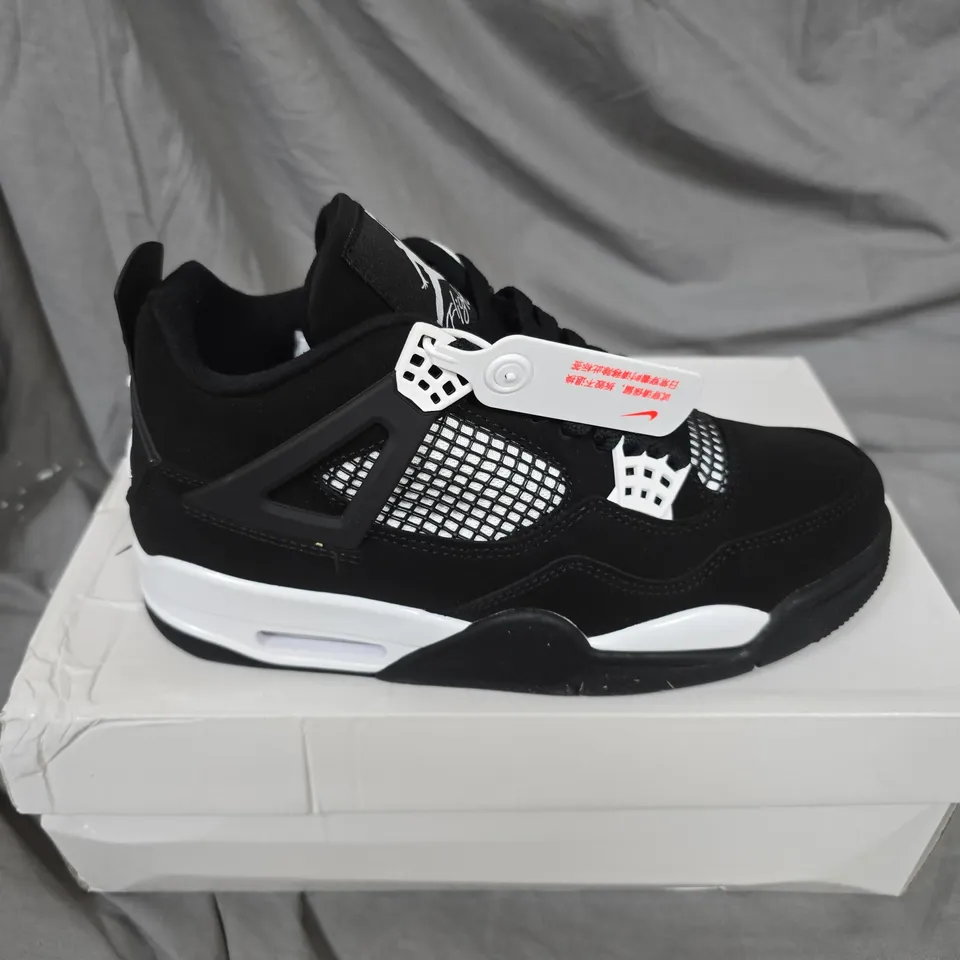 AIR JORDAN 4 RETRO SNEAKERS - BLACK/WHITE - MEN'S UK 6