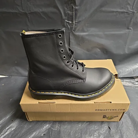 DR. MARTENS 1460 NAPPA WOMENS BOOTS – BLACK, UK 7 (EU 41), BOXED