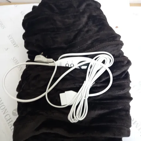 COZEE HOME HEATED TV BLANKET IN CHOCOLATE