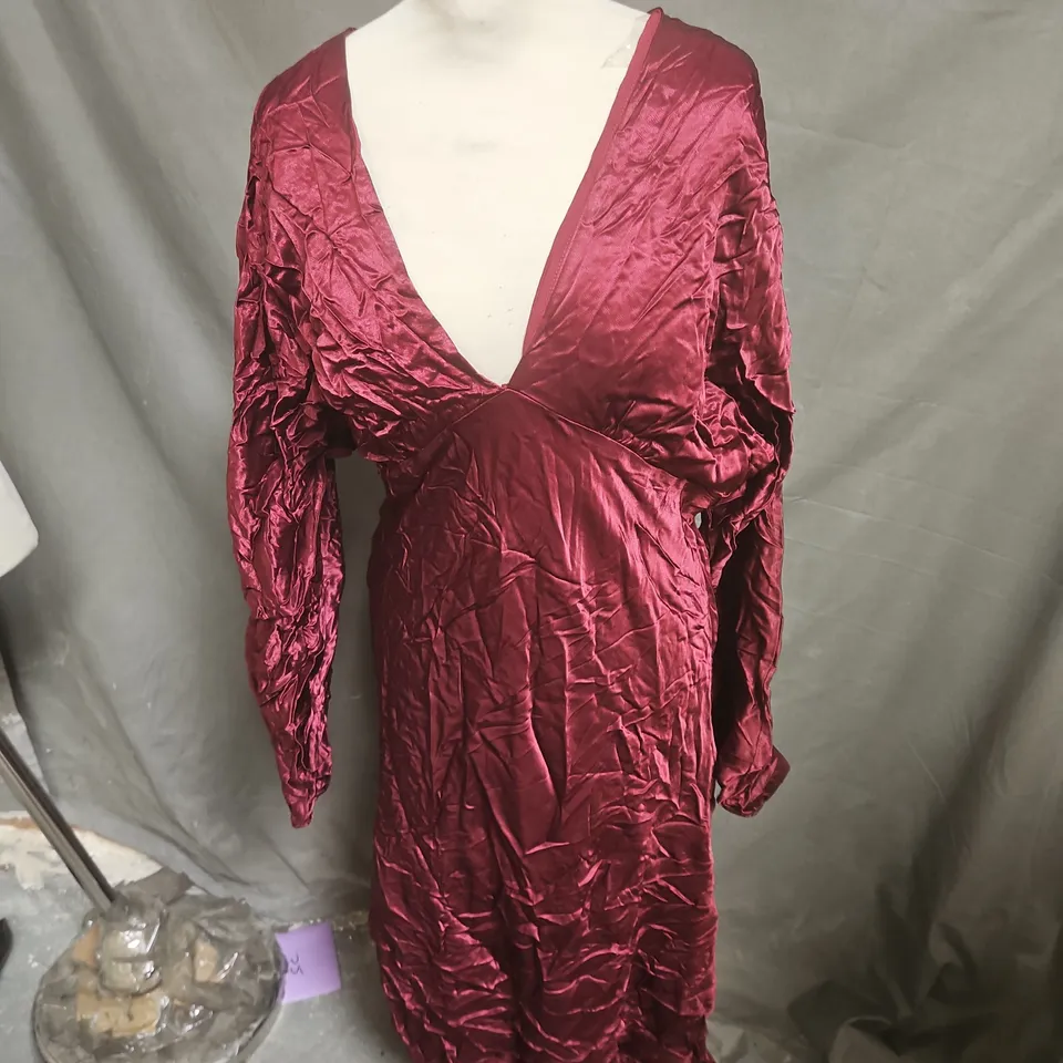 NOBODY'S CHILD BURGUNDY SATIN DRESS – UK 16 (EU 44, US 12)