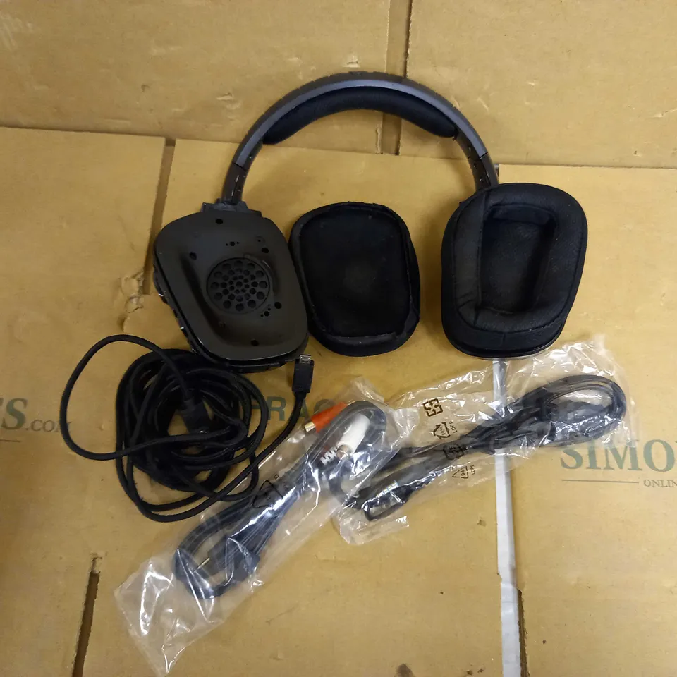 LOGITECH ARTEMIS SPECTRUM G633 GAMING HEADPHONES	