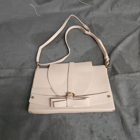 NIELS PEEREAR BOW BUCKLE BAG IN BLUSH ONE SIZE