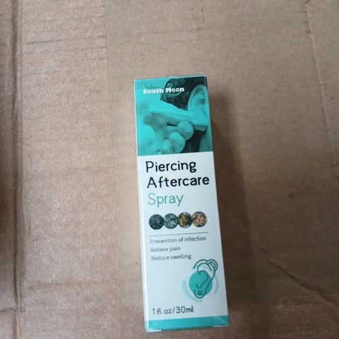 APPROXIMATELY 10 ASSORTED ITEMS INCLUDING PIERCING AFTERCARE SPRAY AND LITTLE HOTTEST TOE WARMERS 