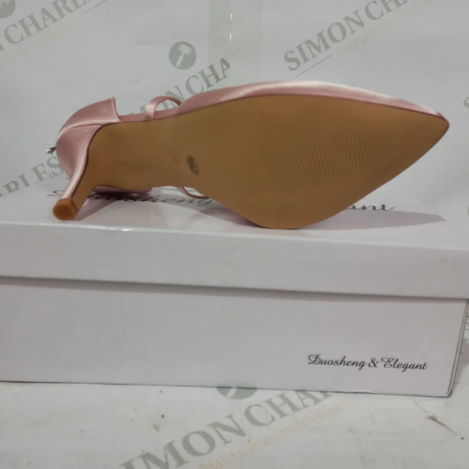 BOXED PAIR OF DUOSHENG & ELEGANT POINTED TOE HEELS IN SATIN PINK EU SIZE 38