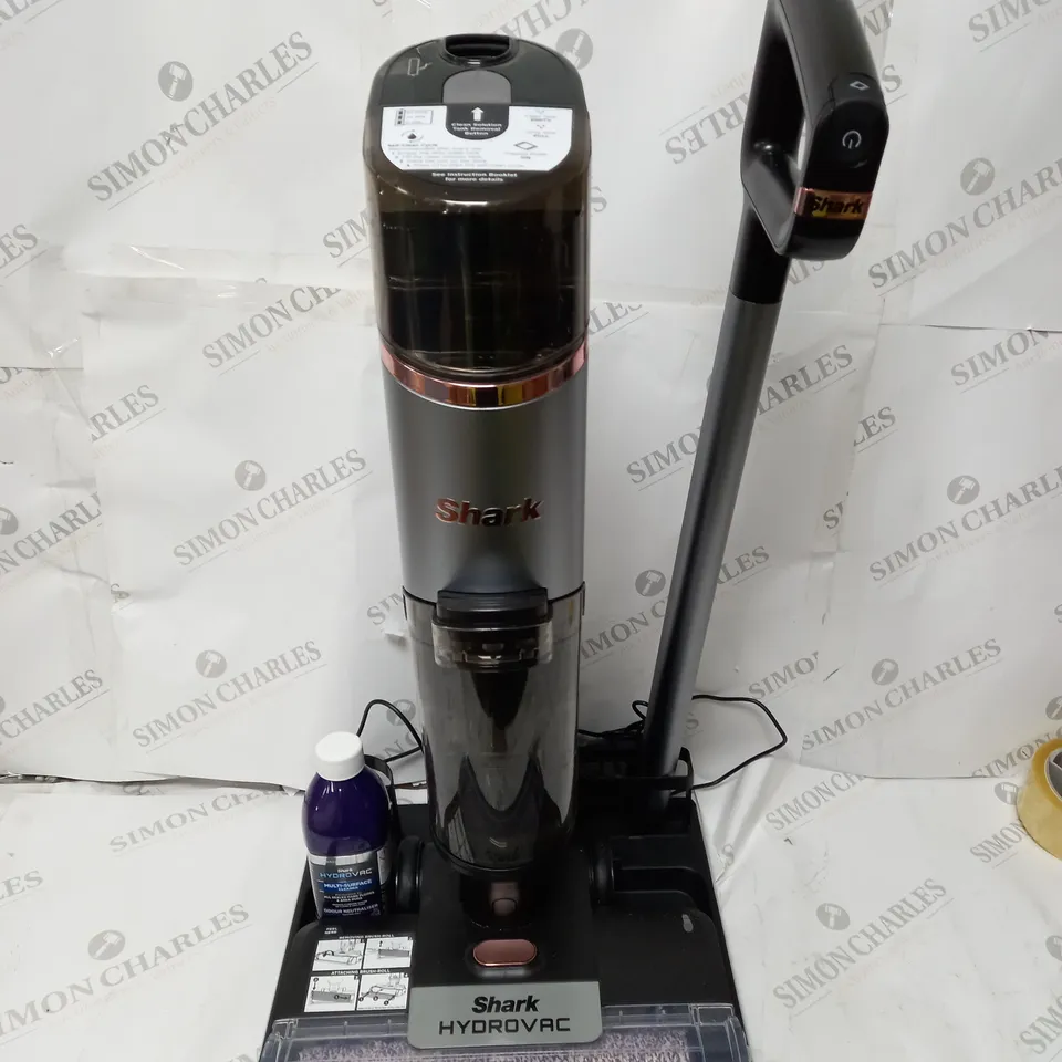 BOXED SHARK HYDROVAC HARD FLOOR WET & DRY CORDLESS CLEANER WD210UK
