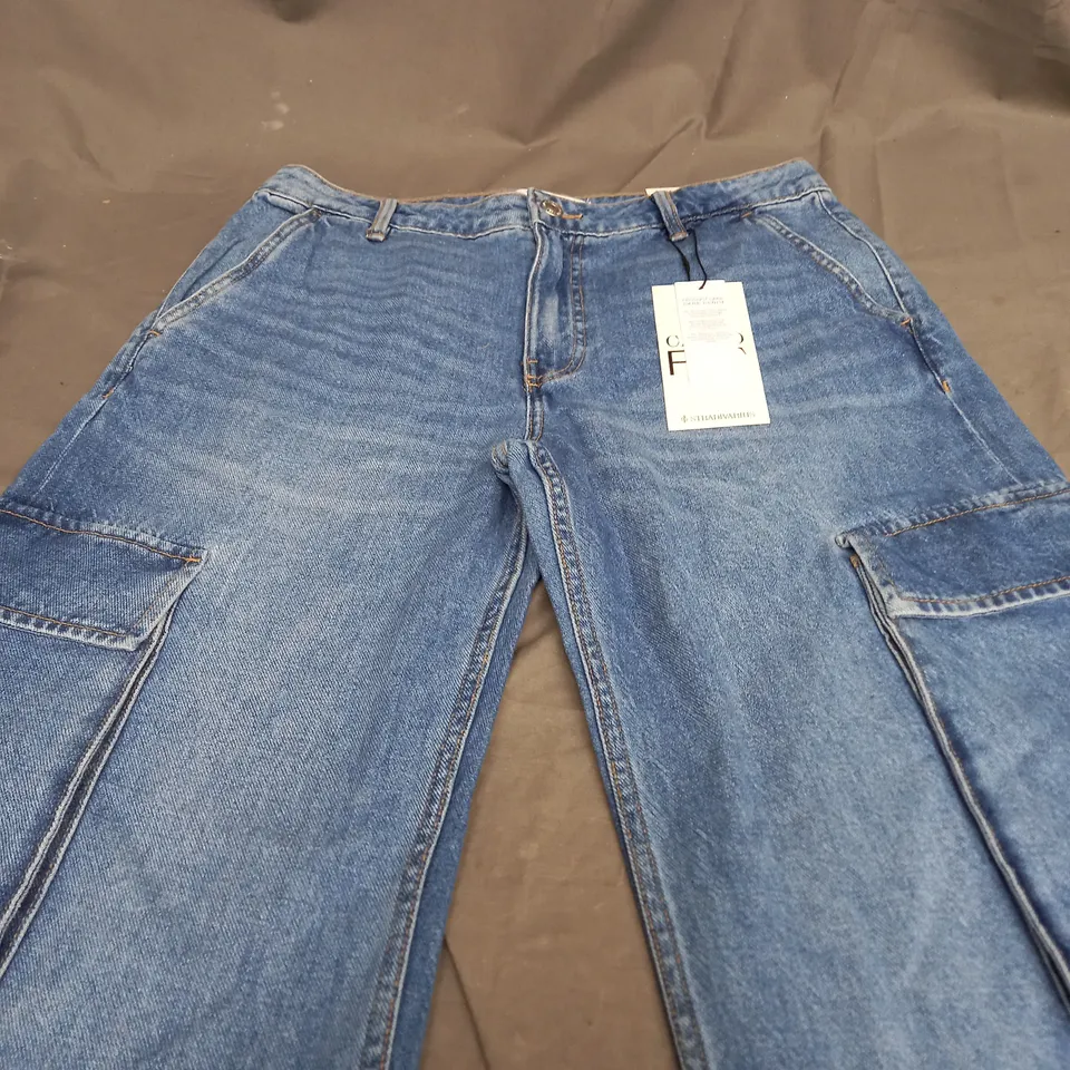 STRADIVARIUS CARGO FIT DENIM JEANS - UK 14