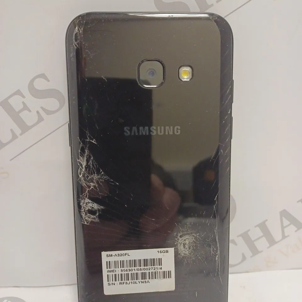 SAMSUNG GALAXY A3 SMARTPHONE 