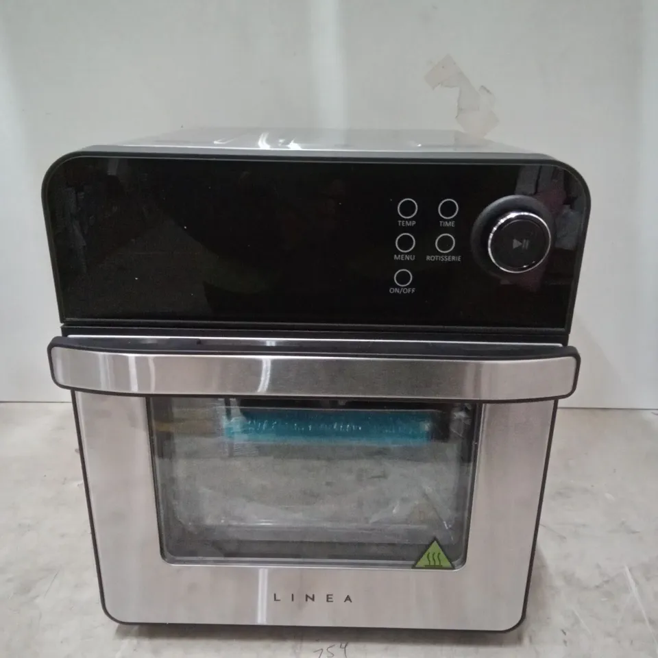 BOXED LINEA 14.5L AIR FRYER WITH ACCESSORIES