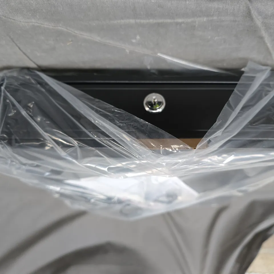 BLACK METAL CASH DRAW WITH CIRCULAR LOCK – BOXED 