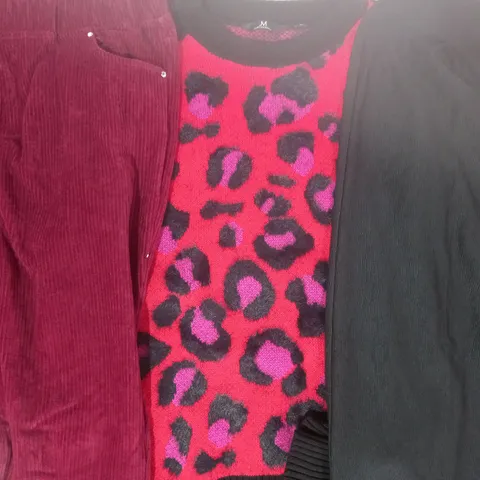 BOX OF APPROXIMATELY 15 ASSORTED CLOTHING AND FASHION ITEMS IN VARIOUS STYLES AND SIZES TO INCLUDE PHASE EIGHT, JULIEN MACDONALD, QUACKER FACTORY, ETC