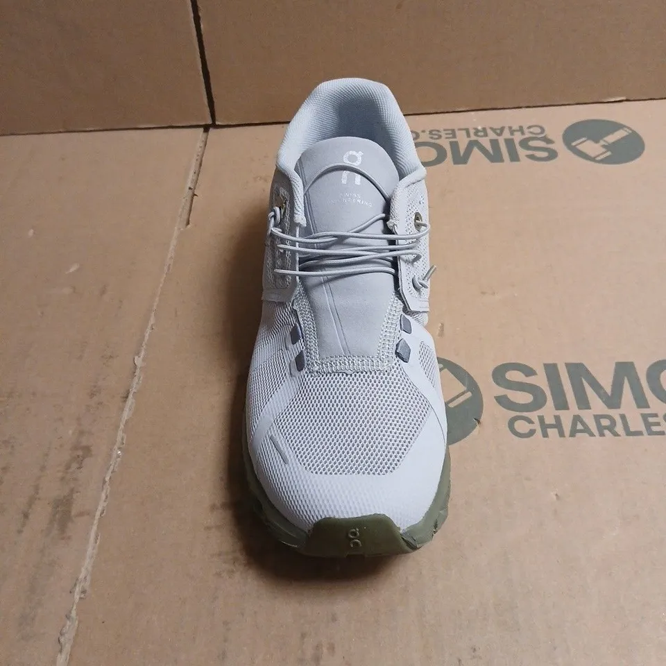 ON RUNNING TRAINERS – GREY MESH, UK SIZE 8 BOXED