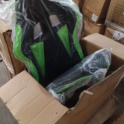 BOXED GREEN/BLACK GAMING CHAIR