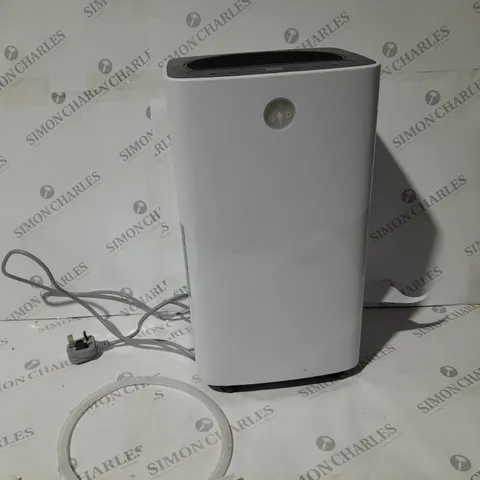 OUTLET 12L DEHUMIDIFIER WITH 2L WATER TANK AND TIMER