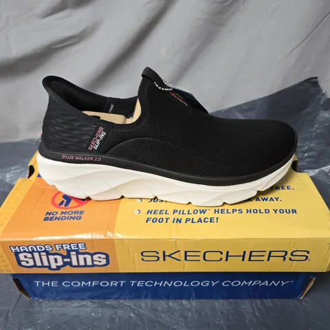 SKECHERS HANDS FREE SLIP-INS SLIP-ON SNEAKERS – BLACK SIZE 5