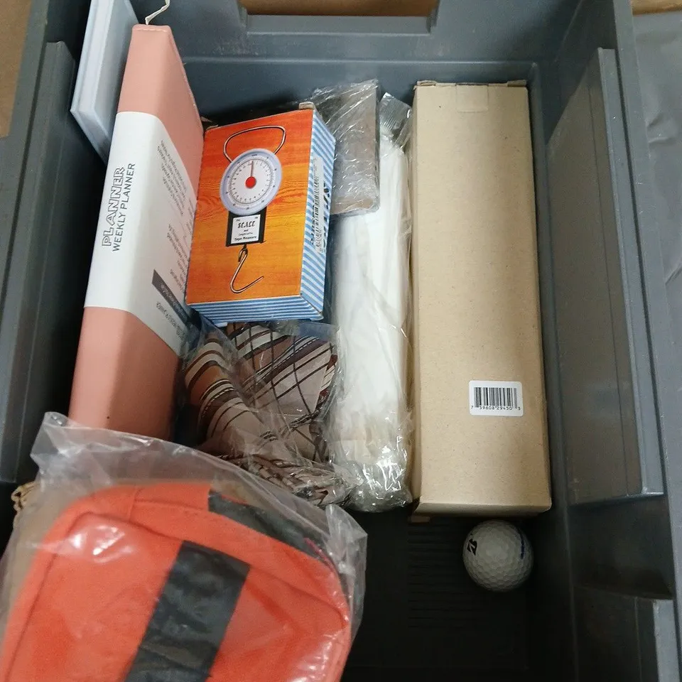 ASSORTED TOTE BOX APPROXIMATLEY 15 PIECES INCLUDES, BREAST MILK BAGS, COFFE MUG,POWER SOCKET COVER ECT