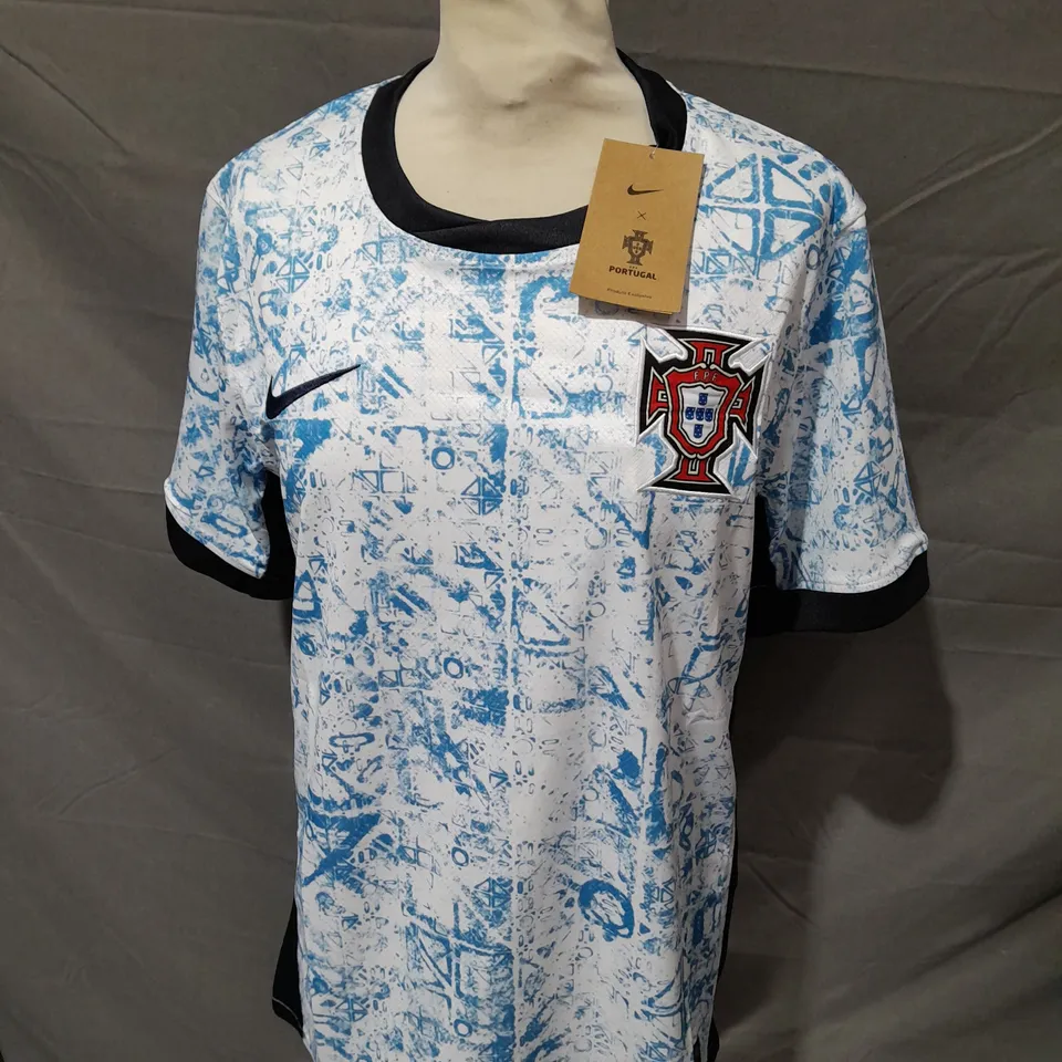 NIKE PORTUGAL FOOTBALL SHIRT - SIZE MEDIUM