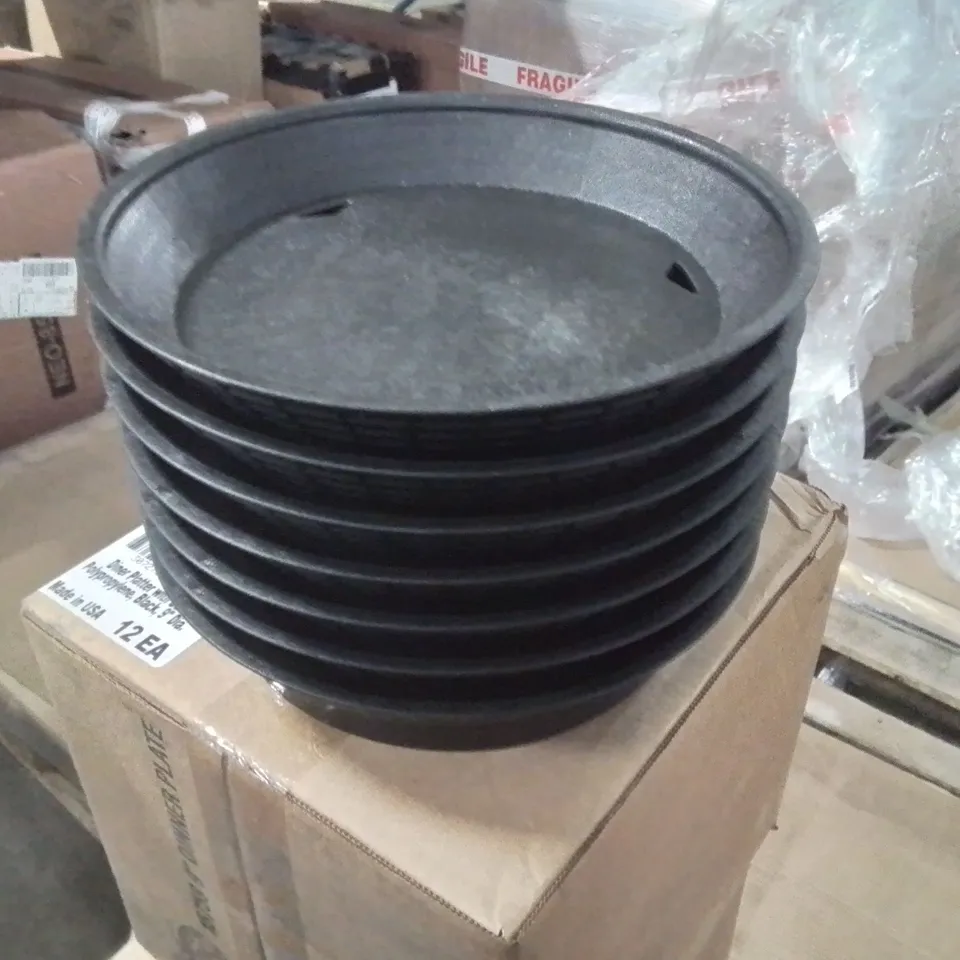 BOXED TABLECRAFT DINER PLATTER WITH BASE POLYPROPYLENE, BLACK, APPROXIMATELY 12 PER BOX 