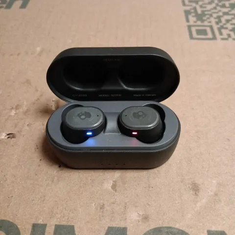 SKULLCANDY SESH ANC TRUE WIRELESS EARBUDS WITH CHARGING CASE - BLACK - UNBOXED 