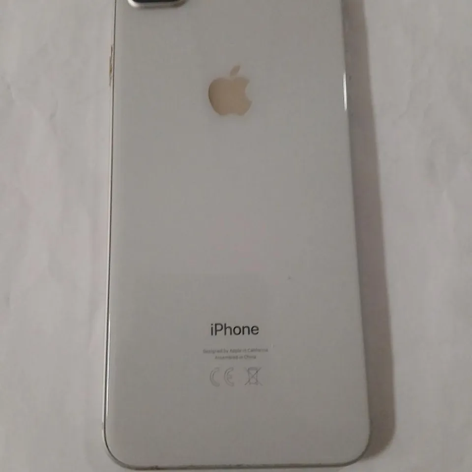 APPLE IPHONE 8 PLUS - SILVER (MQ8M2B/A)