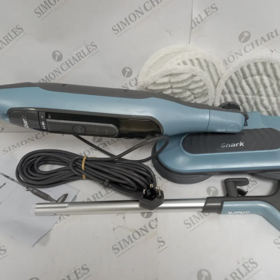 BOXED SHARK S6002UK STEAM FLOOR MOP