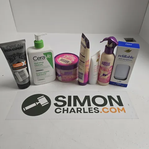 APPROXIMATELY 15 ASSORTED HEALTH & BEAUTY PRODUCTS TO INCLUDE DOVE REFILLABLE ANTI-PERSPIRANT, AUSSIE BOUNCY CURLS 2ND-DAY CURL REVIVER, CERAVE HYDRATING CLEANSER, ETC - COLLECTION ONLY