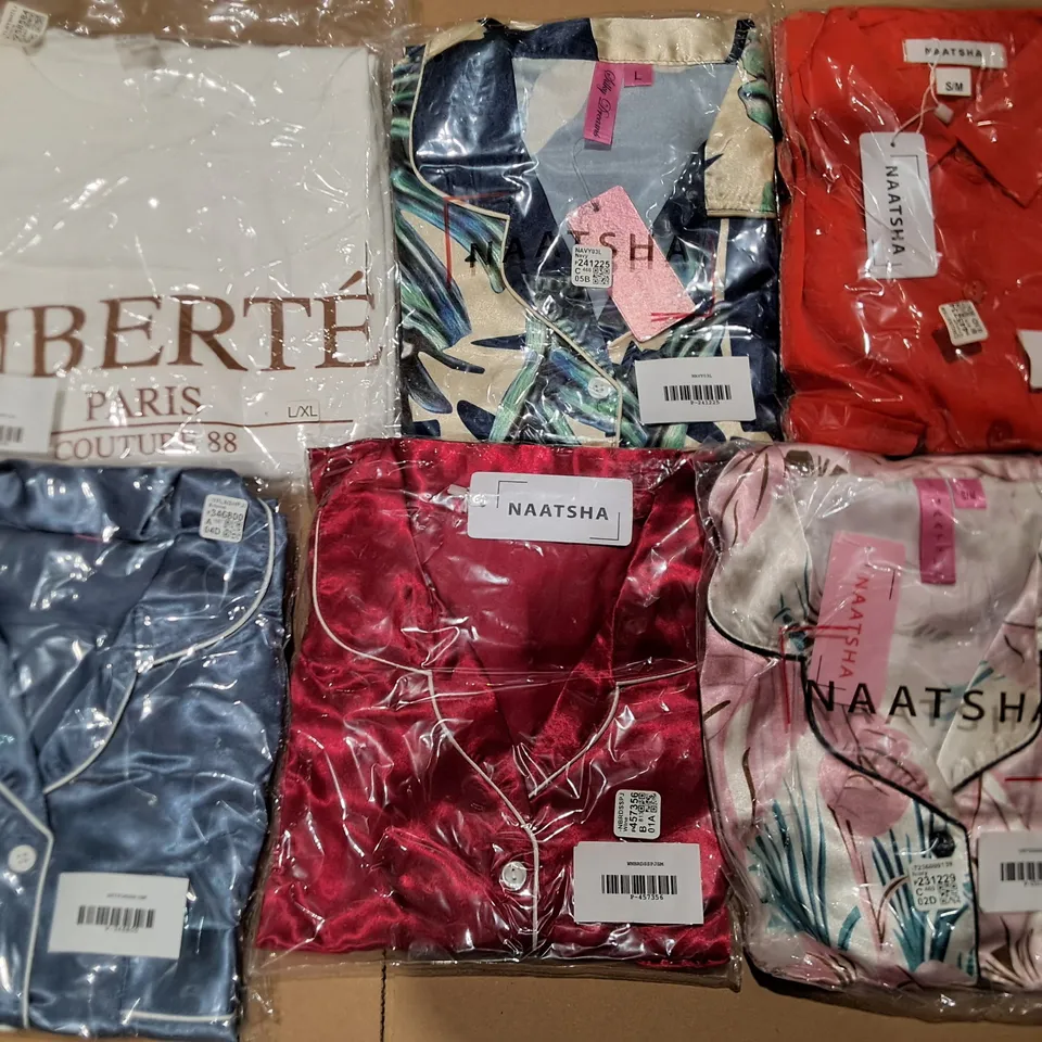 PALLET CONTAINING APPROXIMATELY 40 ASSORTED BOXES OF CLOTHING IN VARIOUS SIZES