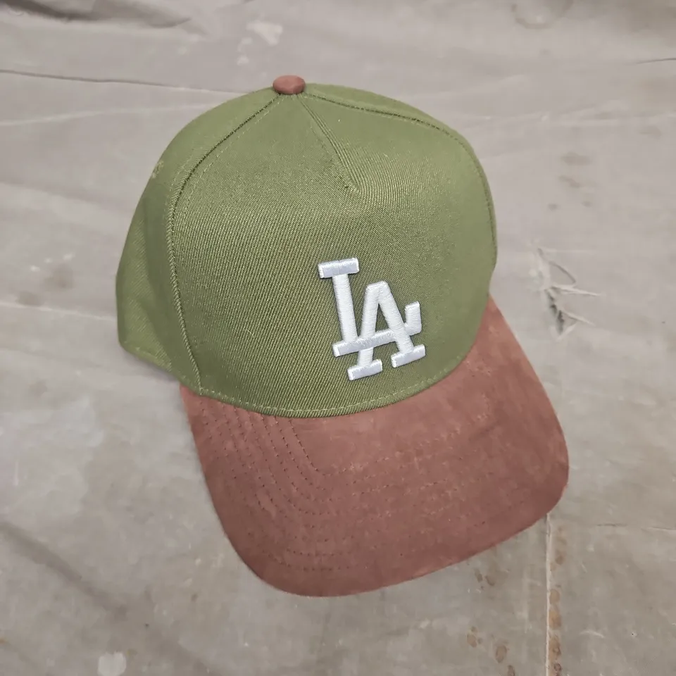 NEW ERA LOS ANGELES DODGERS MLB CAP IN GREEN AND BROWN