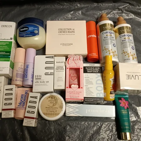 LOT OF APPROXIMATELY 22 ASSORTED HEALTH AND BEAUTY ITEMS TO INCLUDE SADOER, VASELINE AND PLOUISE