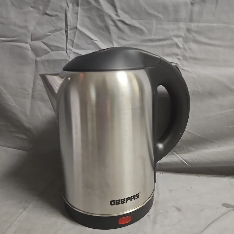 GEEPAS 1.8 LITRE STAINLESS STEEL KETTLE